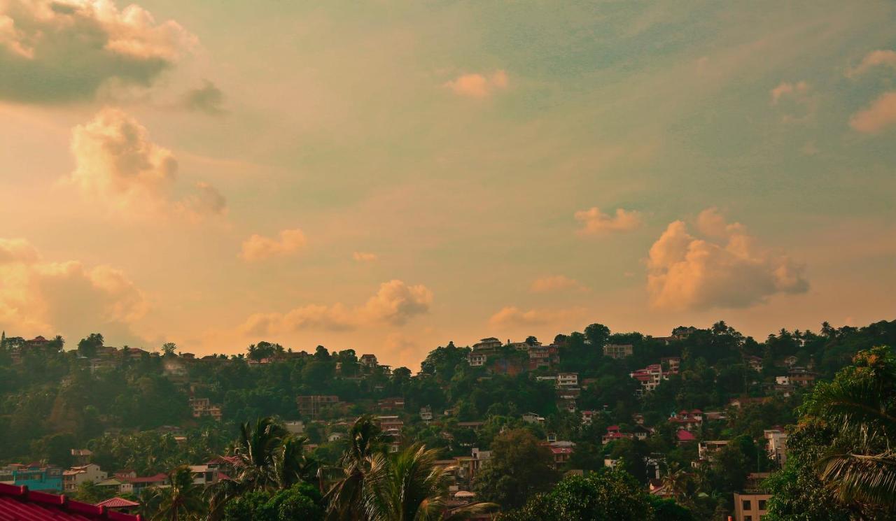 Kandyan Fo Rest Bagian luar foto